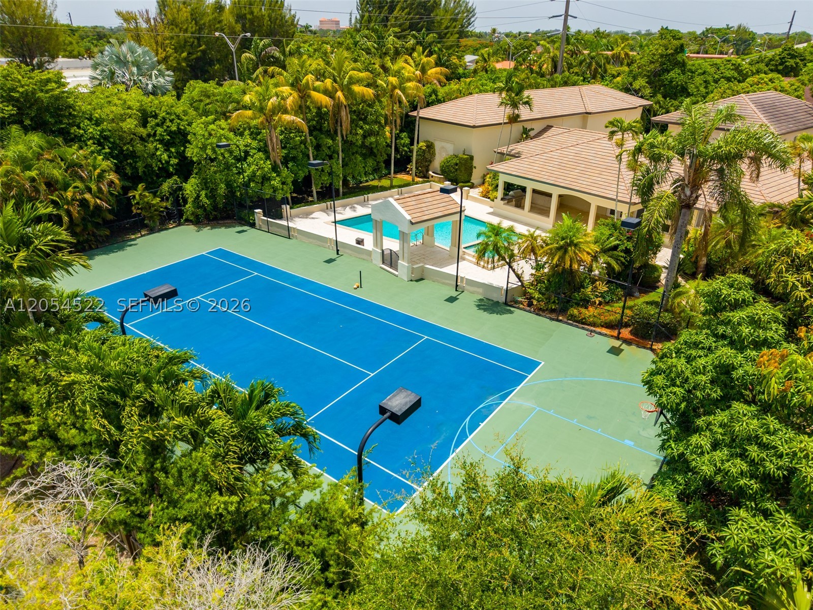 7855 SW 83rd Ct, Miami FL 33143