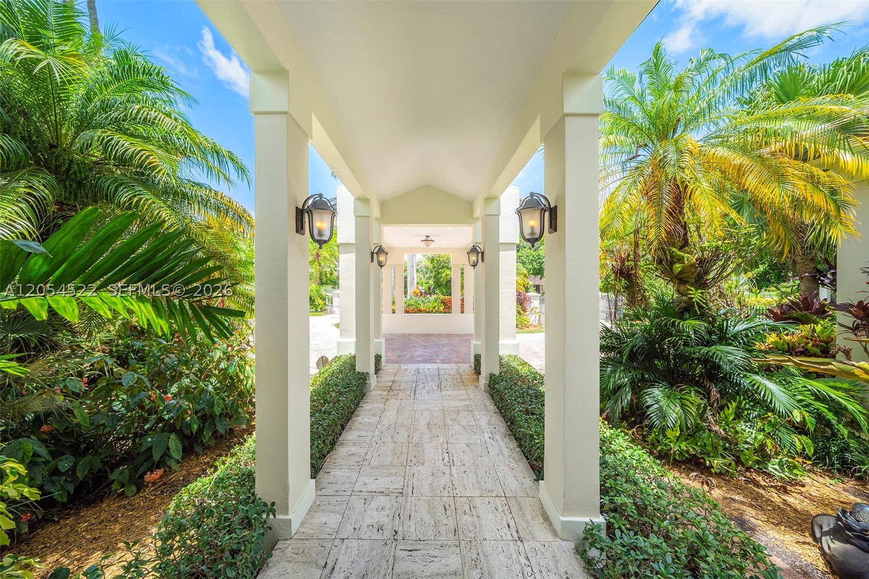 7855 SW 83rd Ct, Miami FL 33143