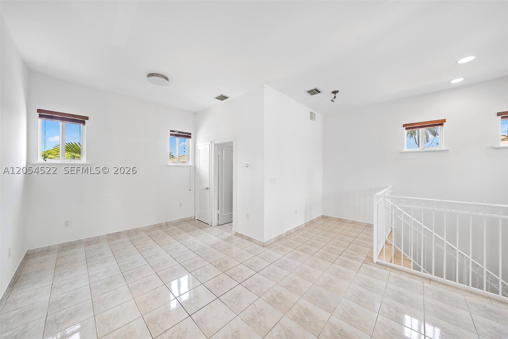7855 SW 83rd Ct, Miami FL 33143