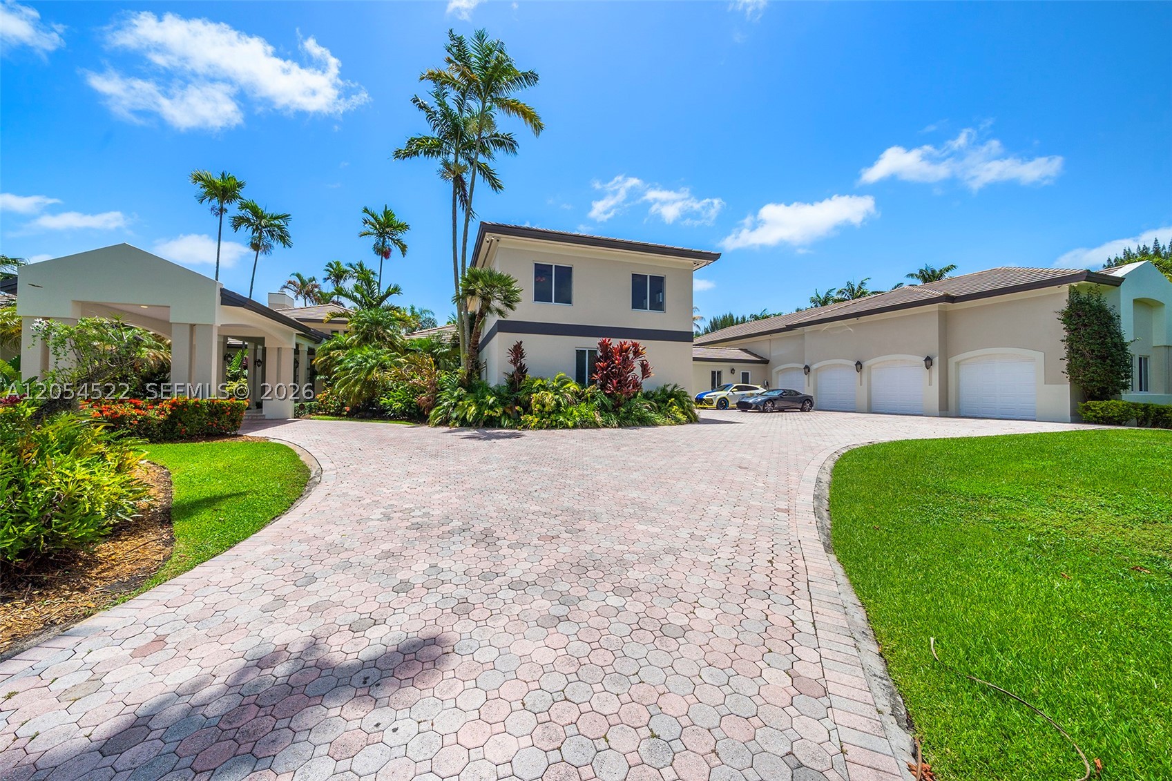 7855 SW 83rd Ct, Miami FL 33143