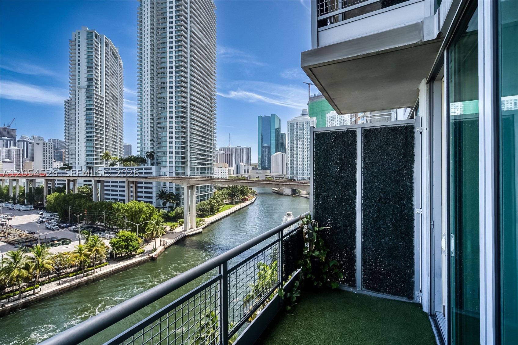 690 SW 1st Ct #1019, Miami FL 33130