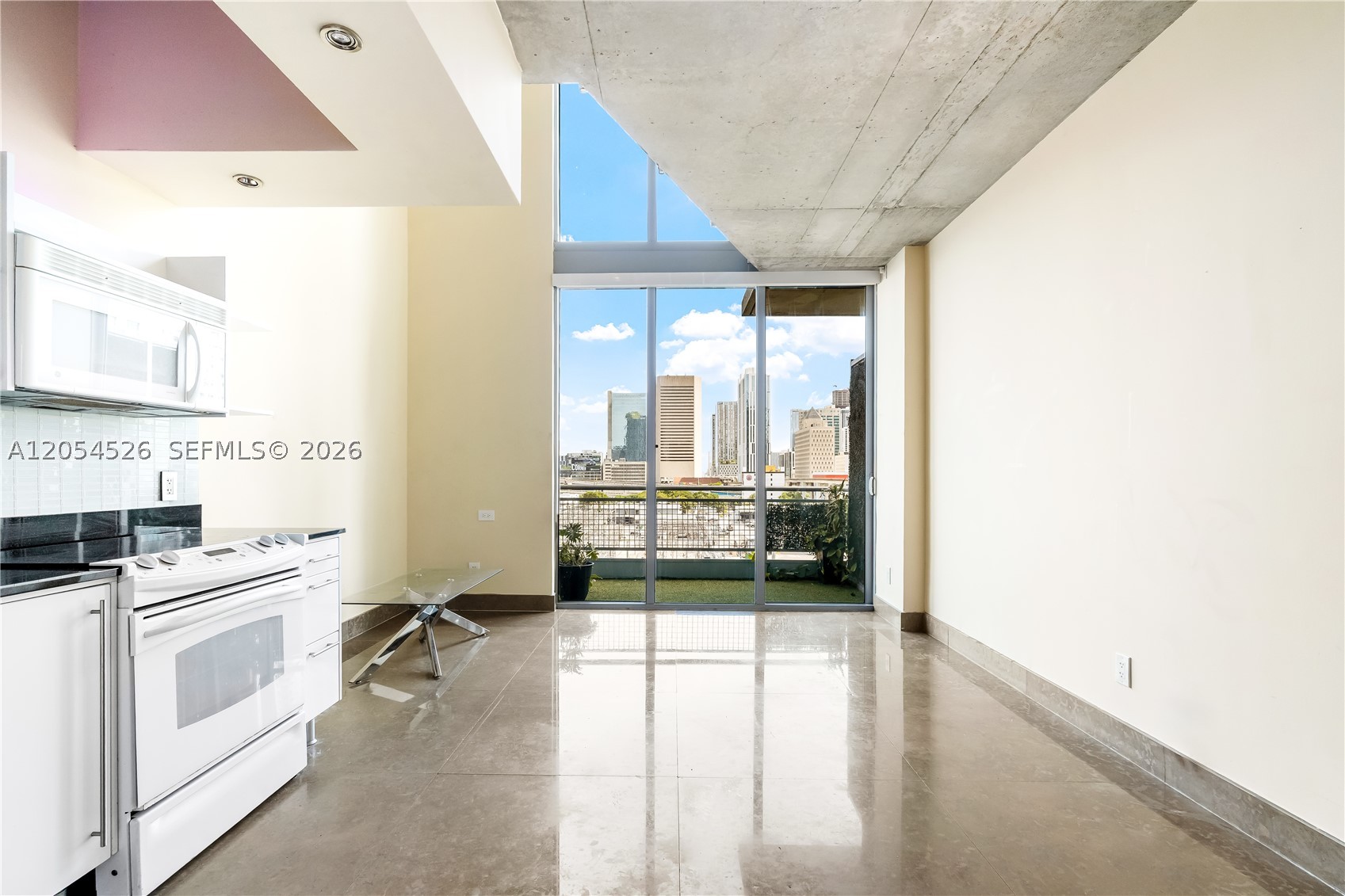 690 SW 1st Ct #1019, Miami FL 33130