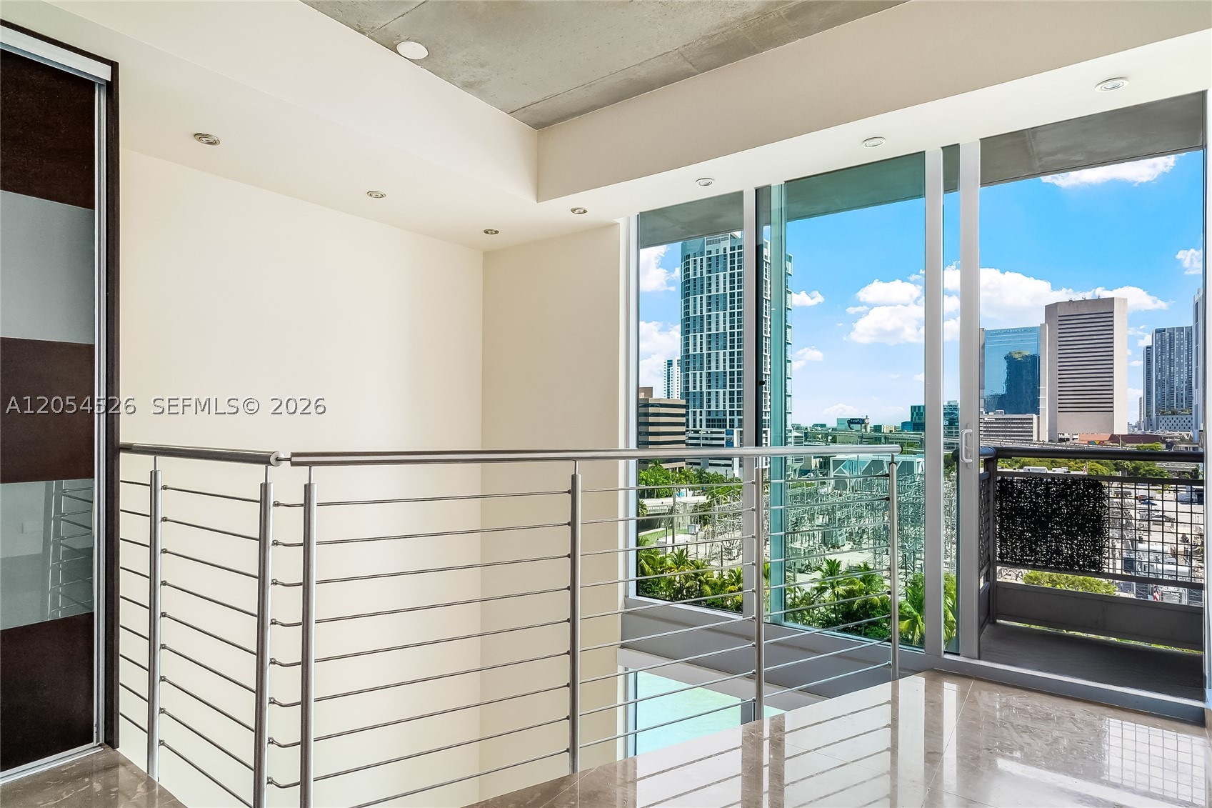 690 SW 1st Ct #1019, Miami FL 33130