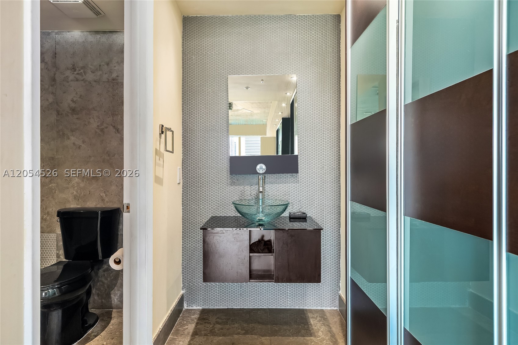 690 SW 1st Ct #1019, Miami FL 33130