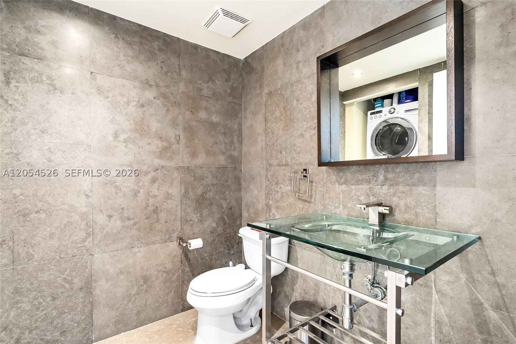 690 SW 1st Ct #1019, Miami FL 33130
