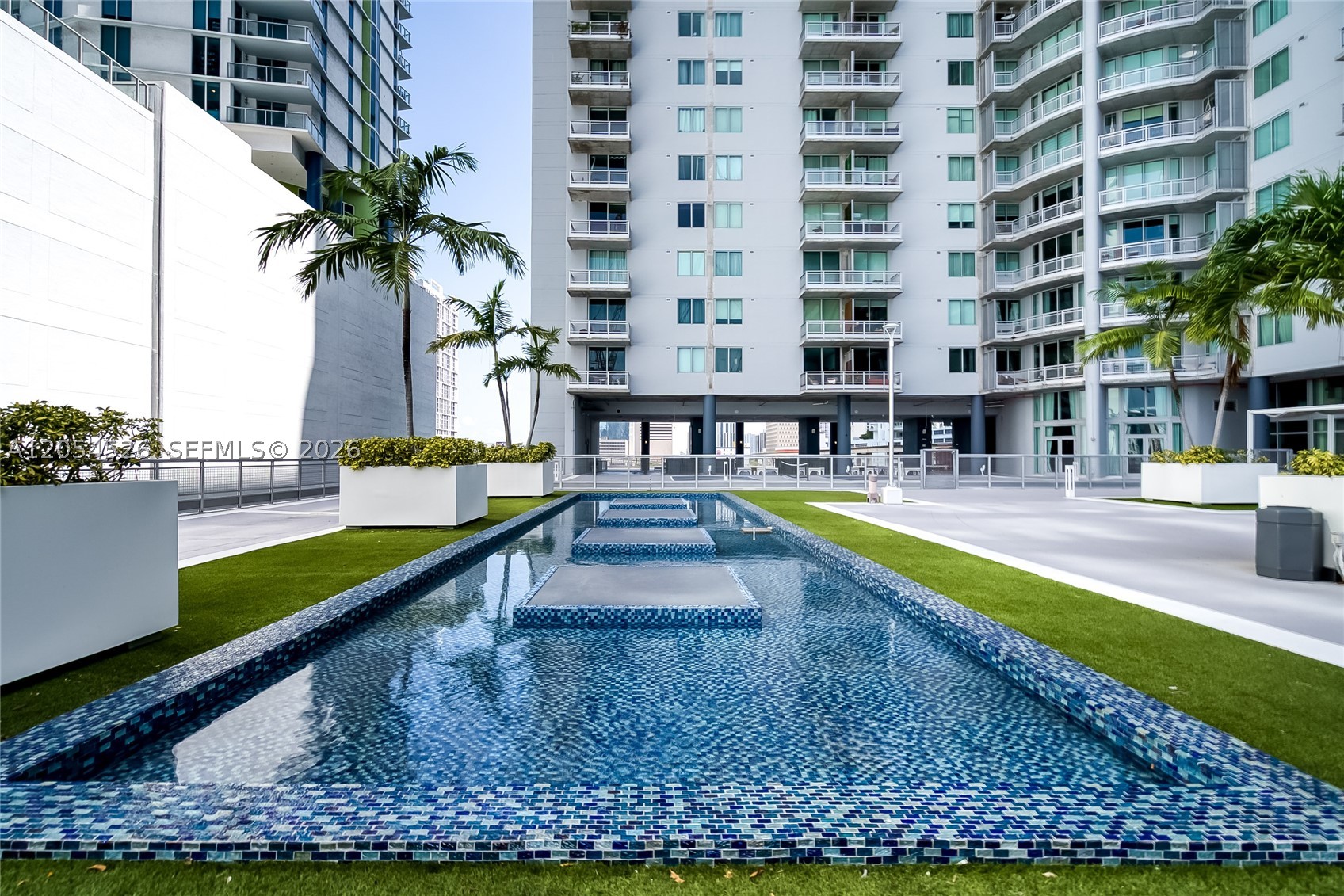 690 SW 1st Ct #1019, Miami FL 33130