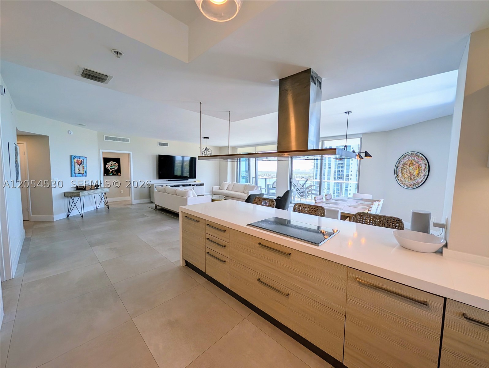 17301 Biscayne Blvd #1501, North Miami Beach FL 33160