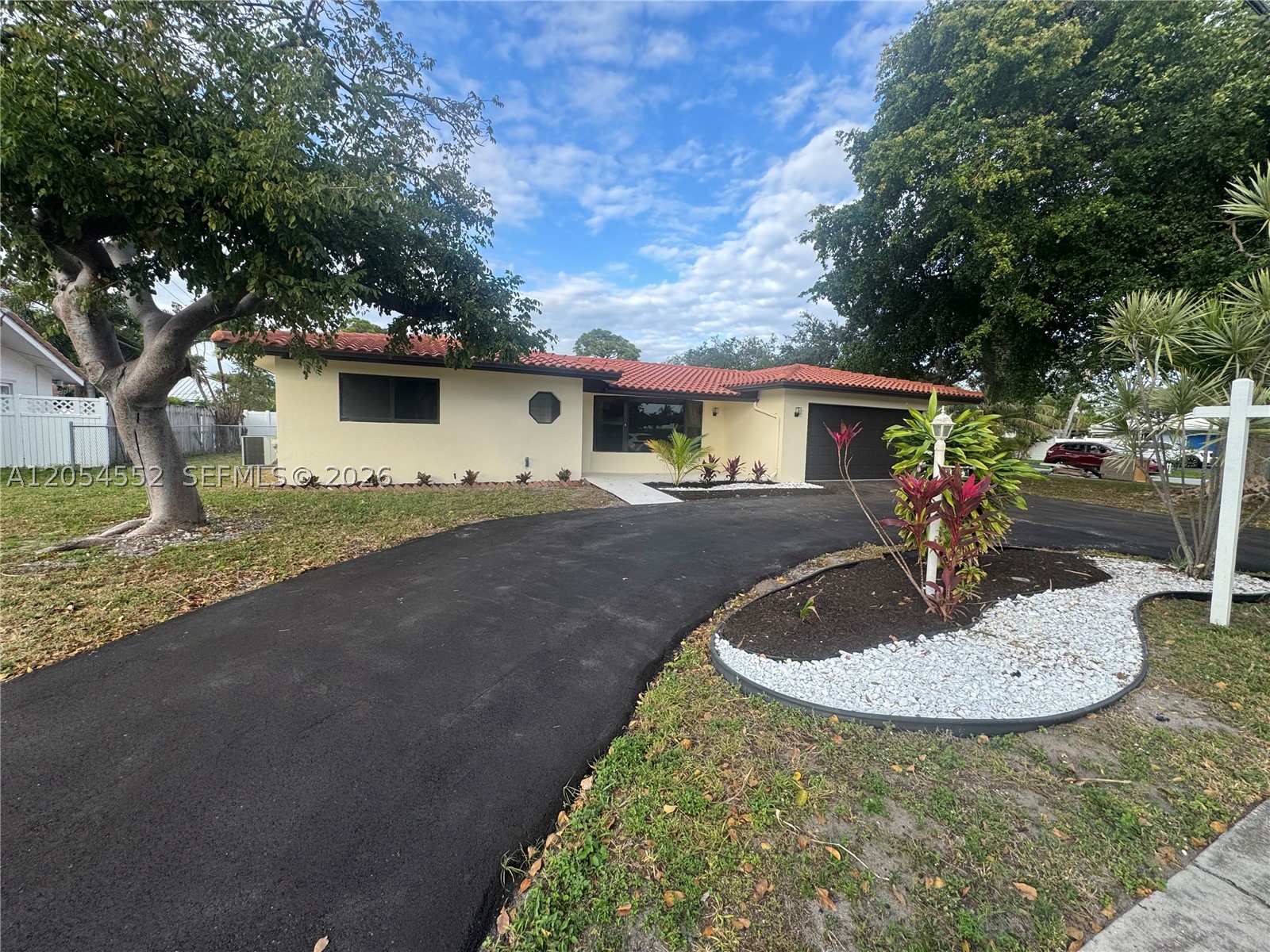 1109 SE 10th St, Deerfield Beach FL 33441