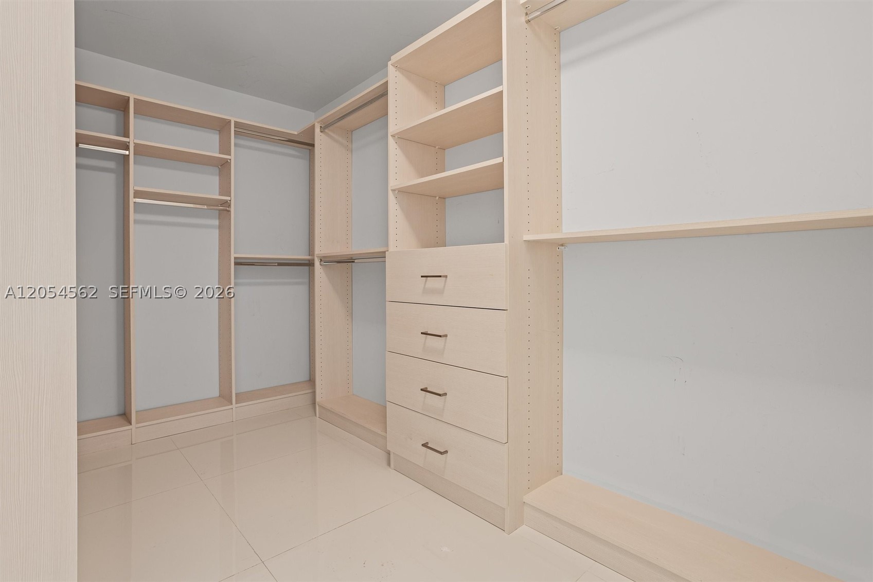 2900 NE 7th Ave #4205, Miami FL 33137
