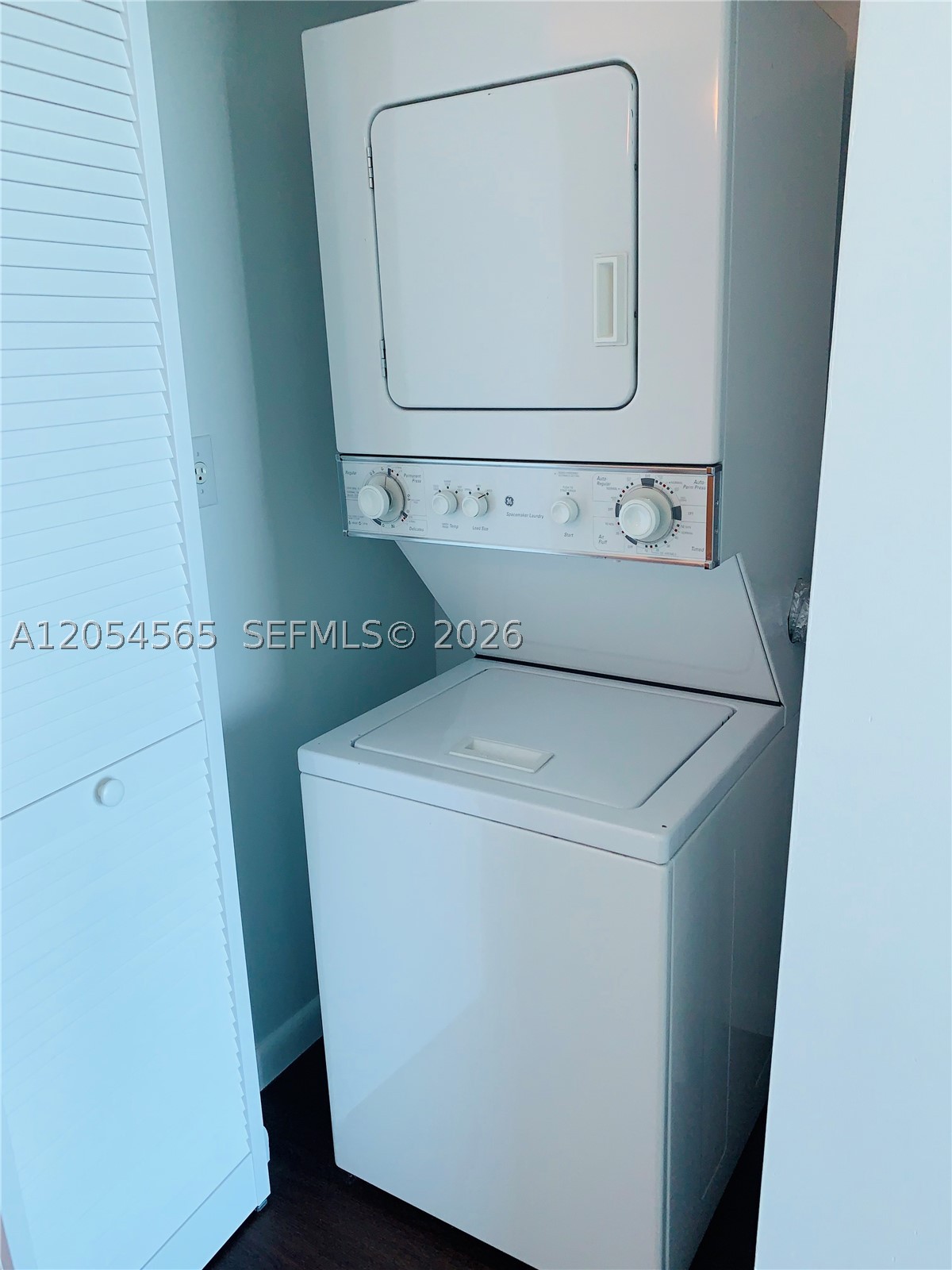 2101 Brickell Ave #2611, Miami FL 33129