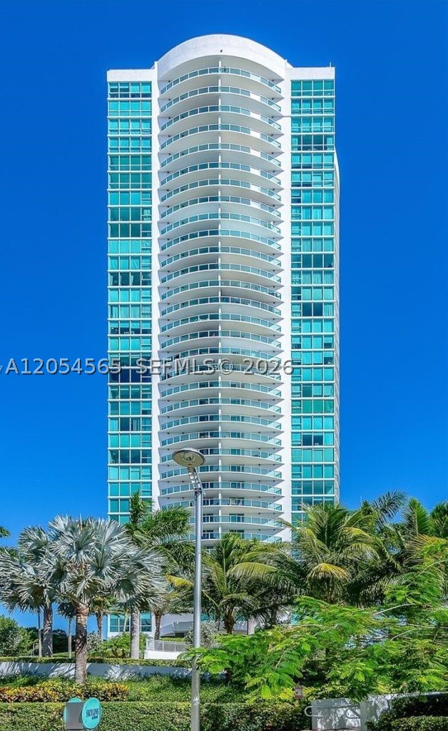 2101 Brickell Ave #2611, Miami FL 33129