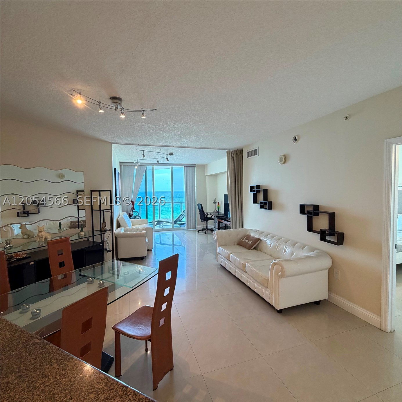 16699 Collins Ave #1410, Sunny Isles Beach FL 33160