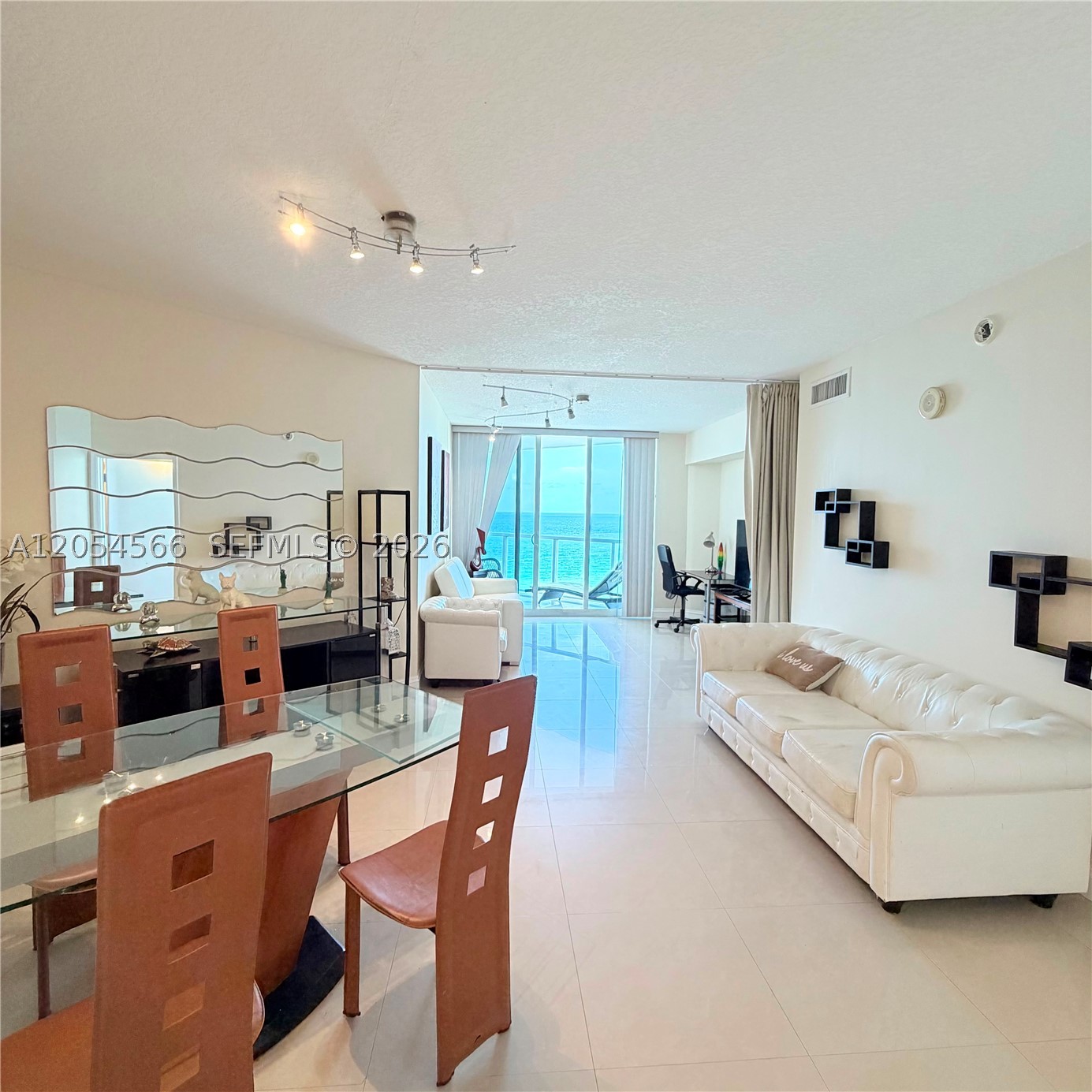 16699 Collins Ave #1410, Sunny Isles Beach FL 33160