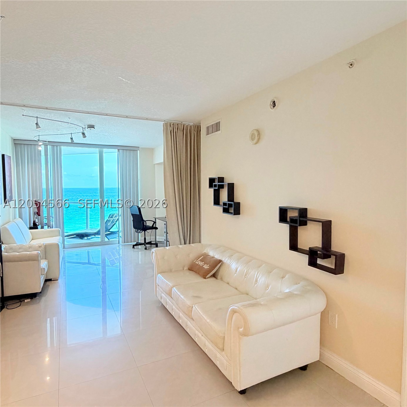 16699 Collins Ave #1410, Sunny Isles Beach FL 33160