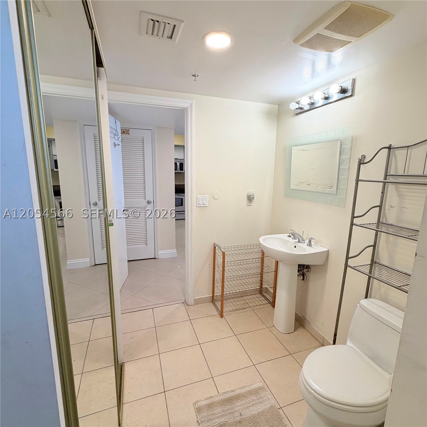 16699 Collins Ave #1410, Sunny Isles Beach FL 33160