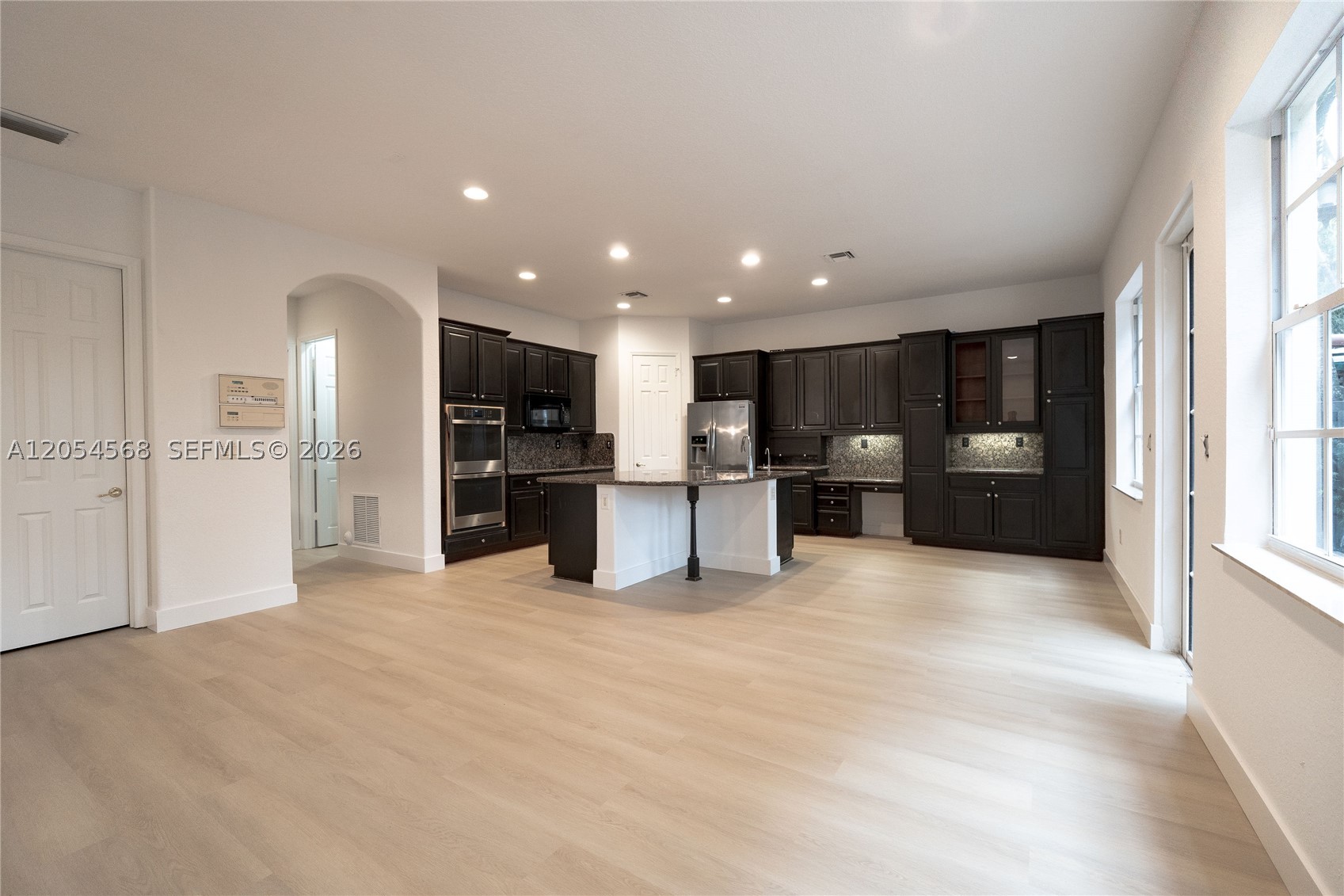 11213 NW 71st Ter, Doral FL 33178