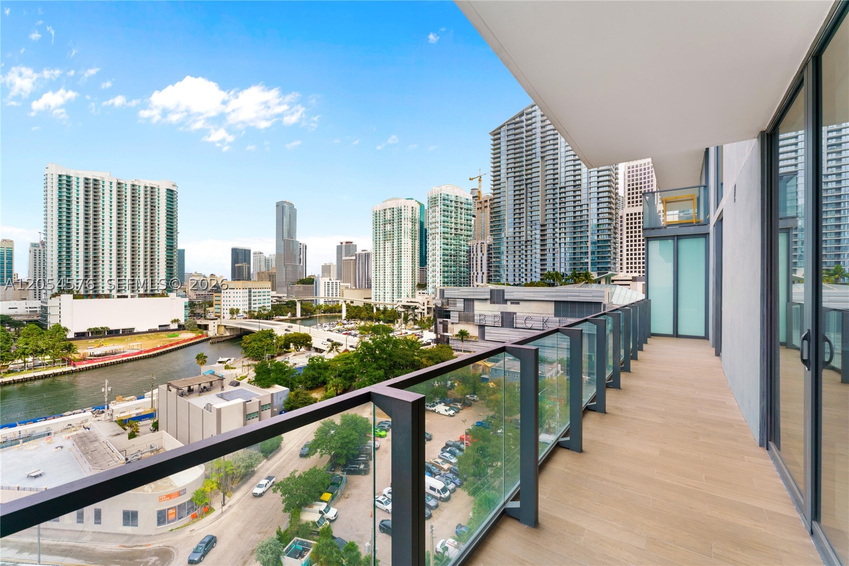 88 SW 7th St #712, Miami FL 33130