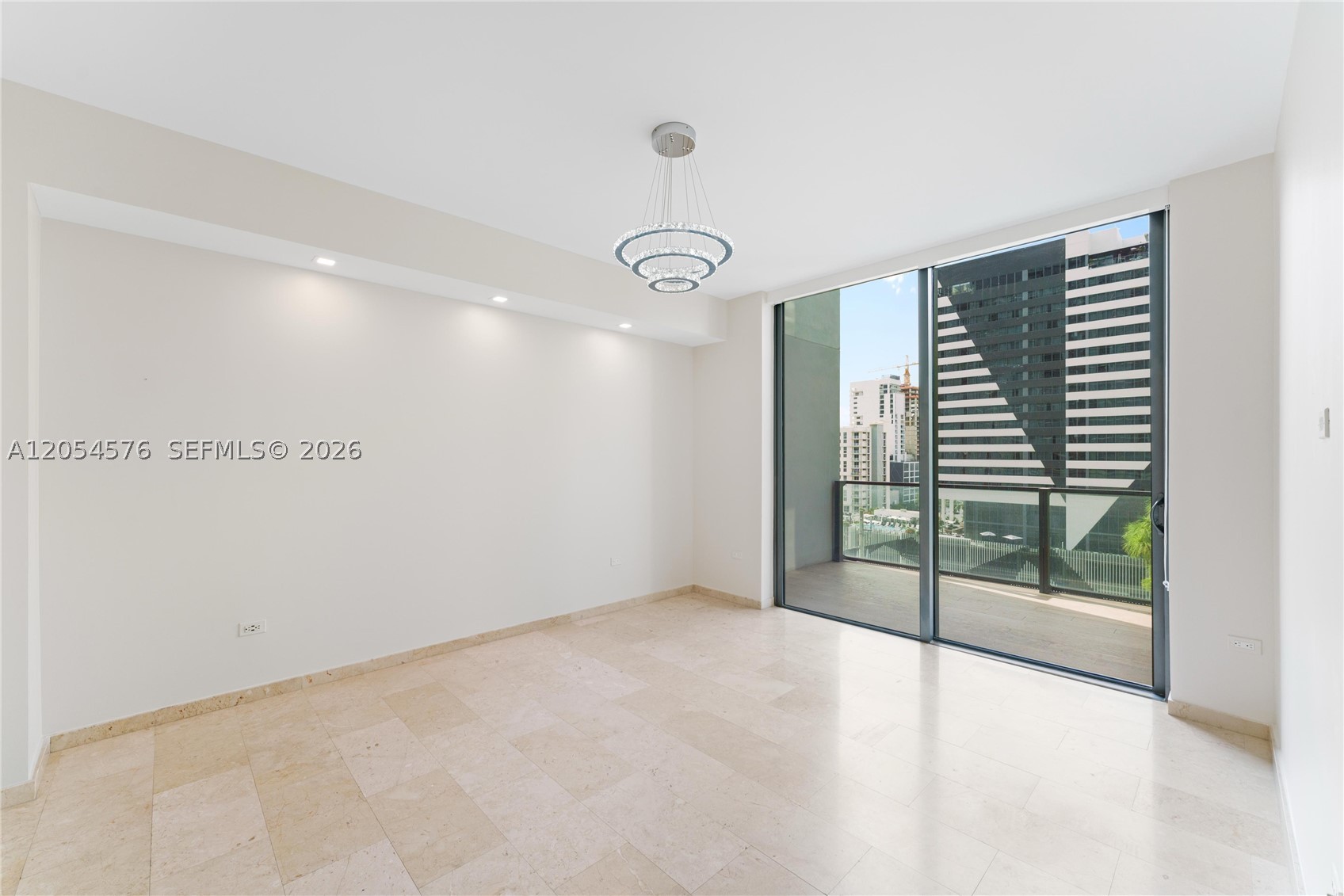 88 SW 7th St #712, Miami FL 33130