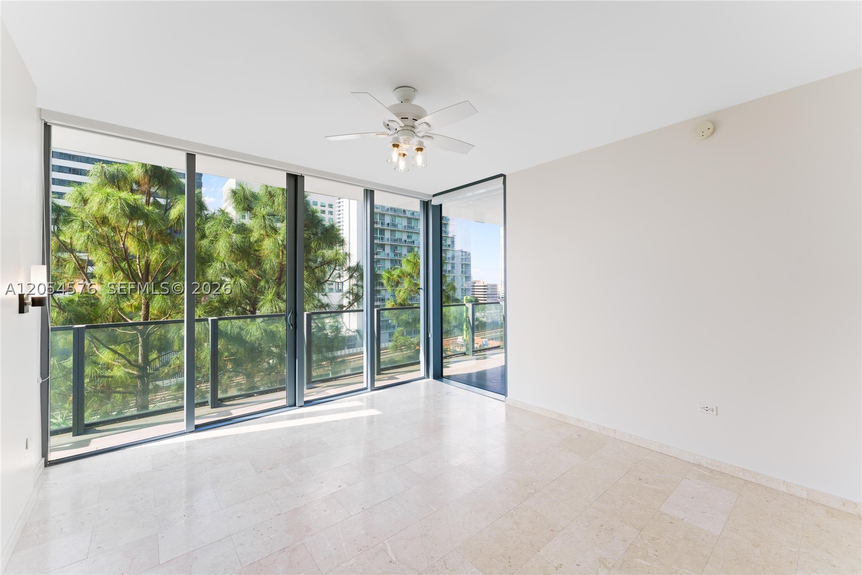 88 SW 7th St #712, Miami FL 33130