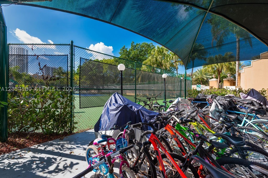 19999 E Country Club Dr #1302, Aventura FL 33180