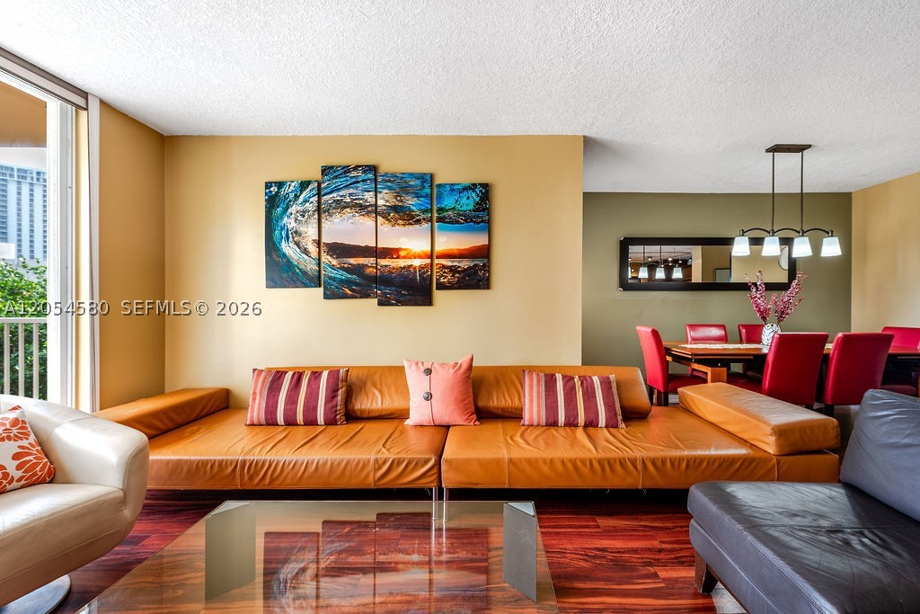 19999 E Country Club Dr #1302, Aventura FL 33180
