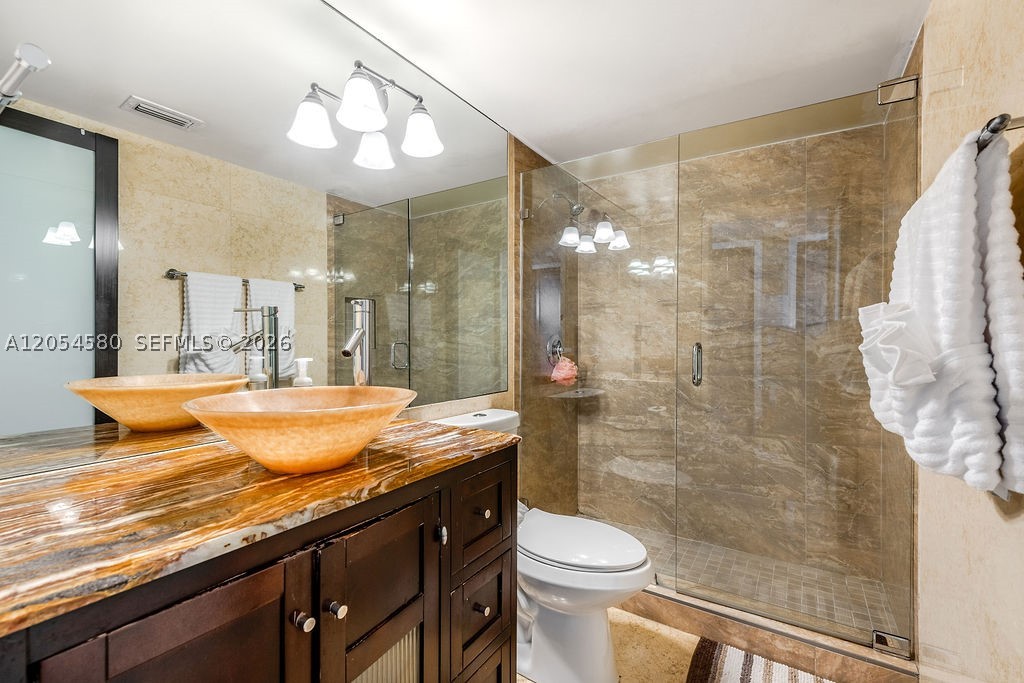 19999 E Country Club Dr #1302, Aventura FL 33180
