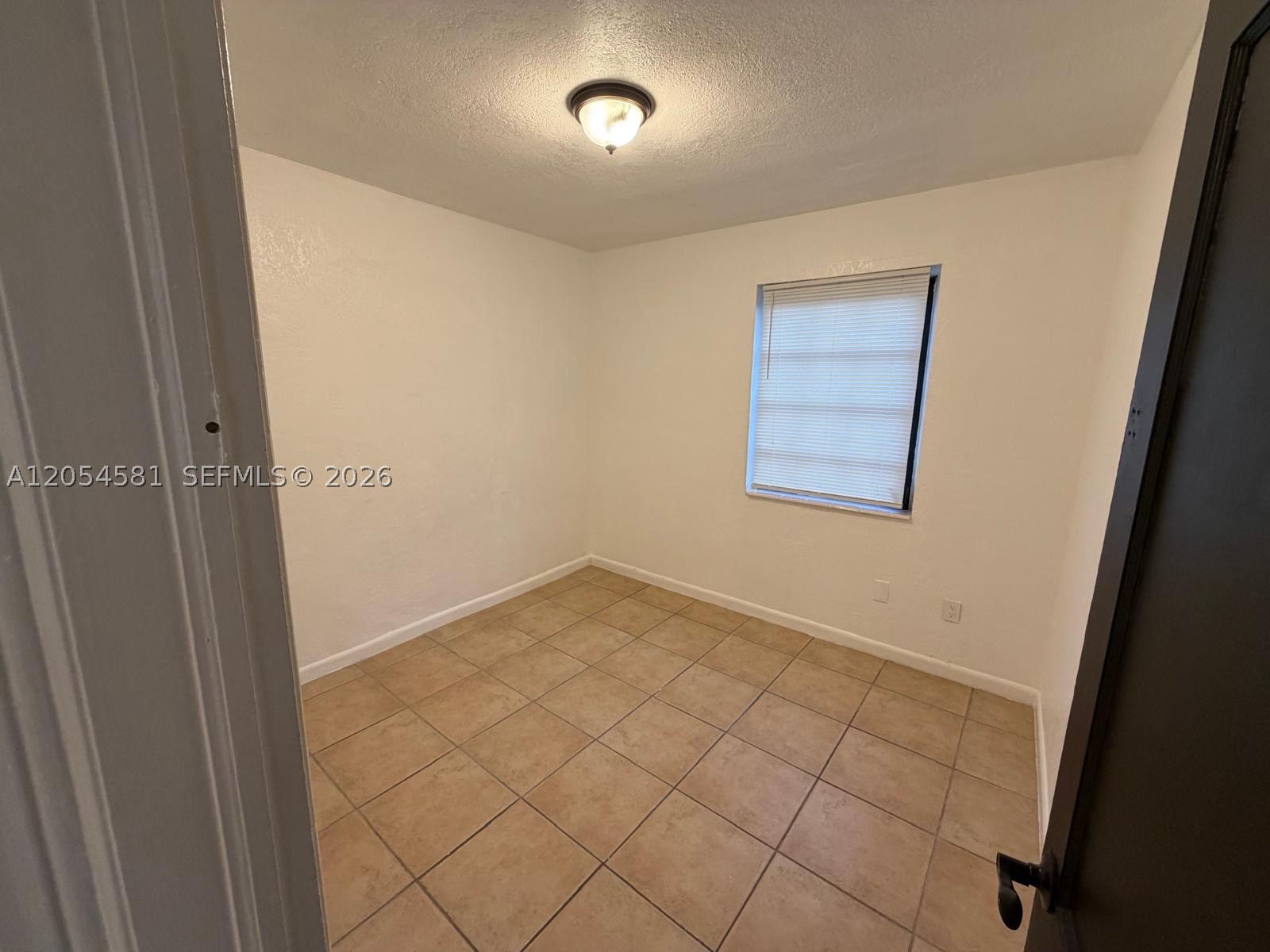 165 Lawn Way #165, Miami Springs FL 33166