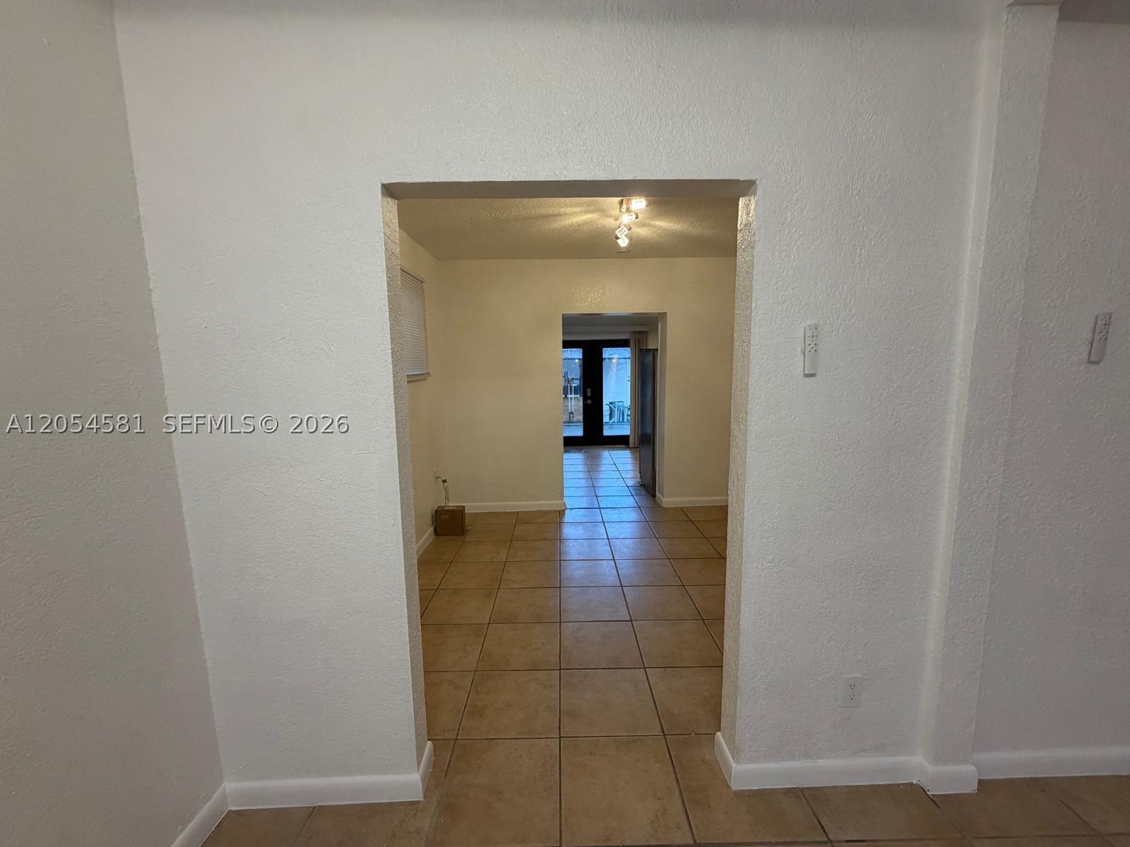 165 Lawn Way #165, Miami Springs FL 33166