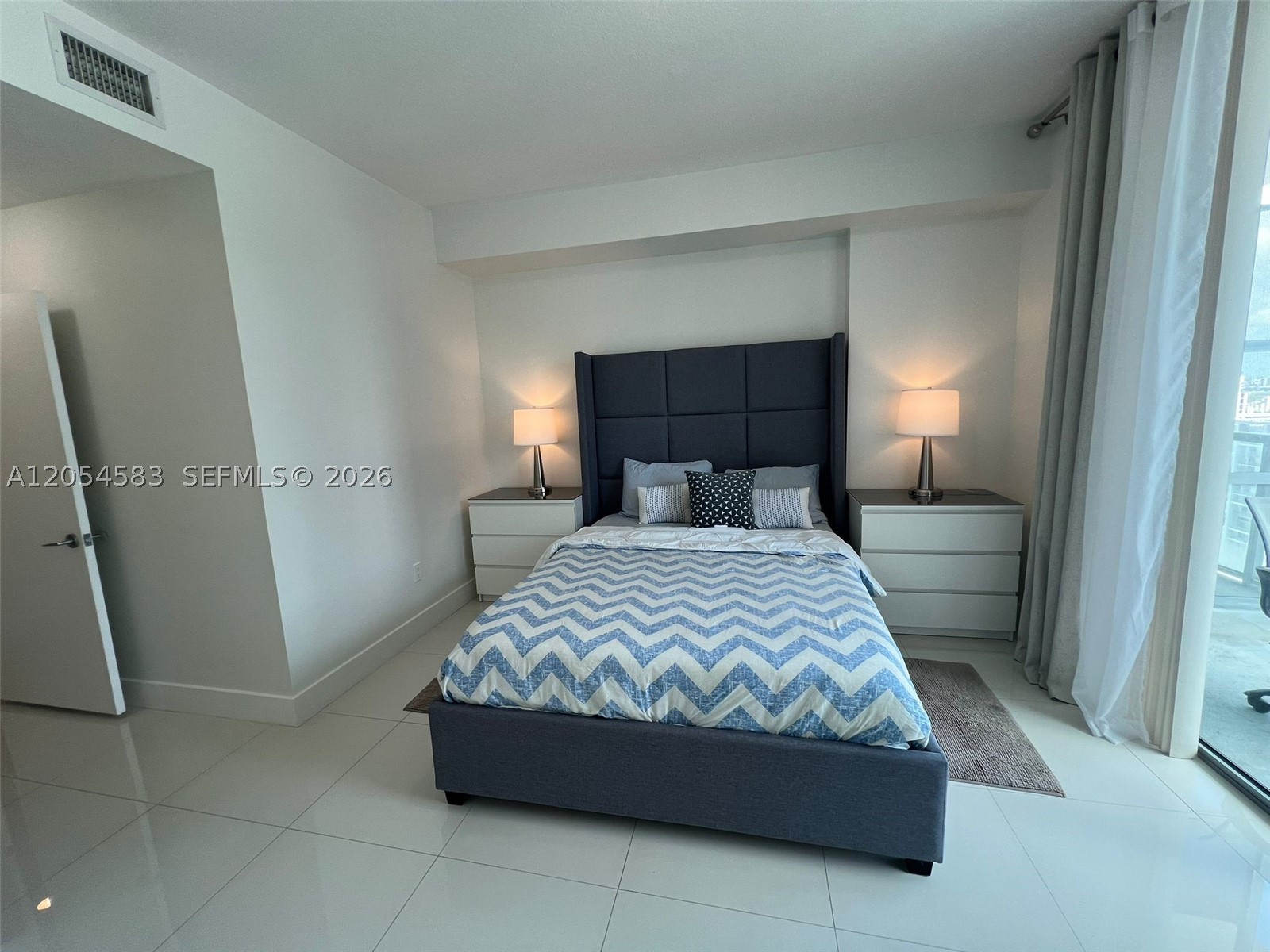 1111 SW 1st Ave #3121-N, Miami FL 33130