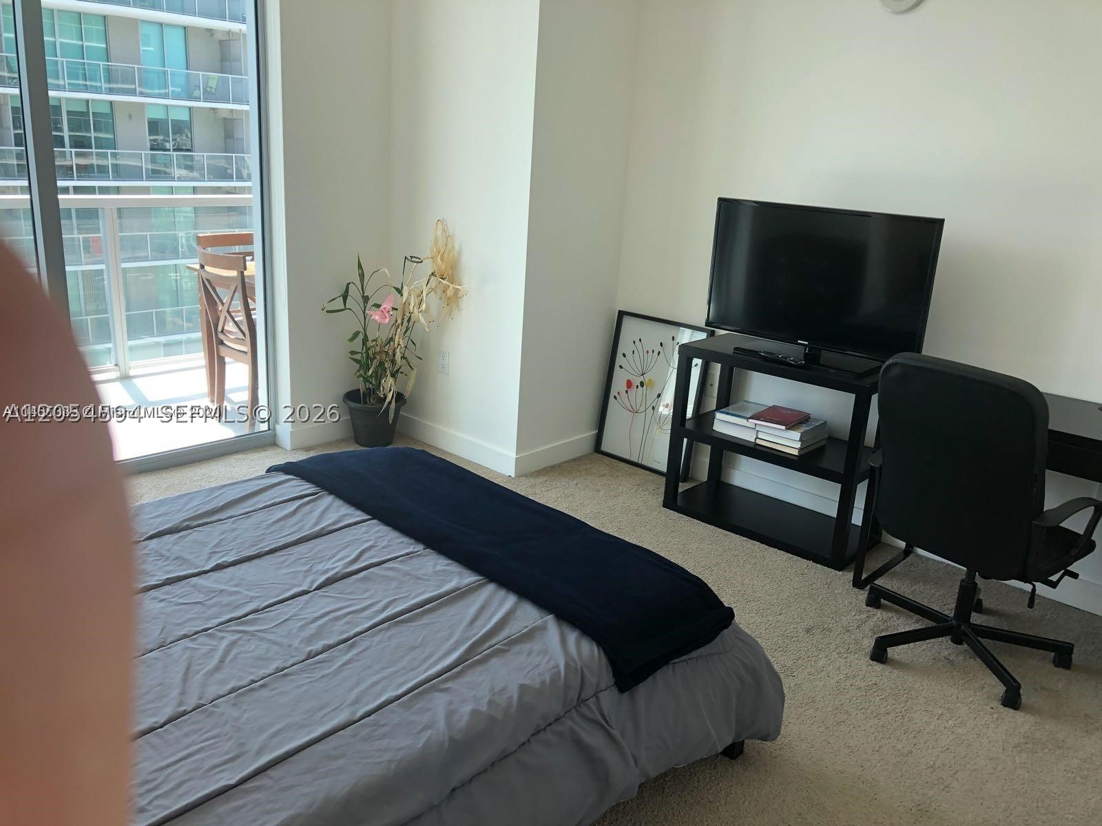 1111 SW 1st Ave #3816, Miami FL 33130
