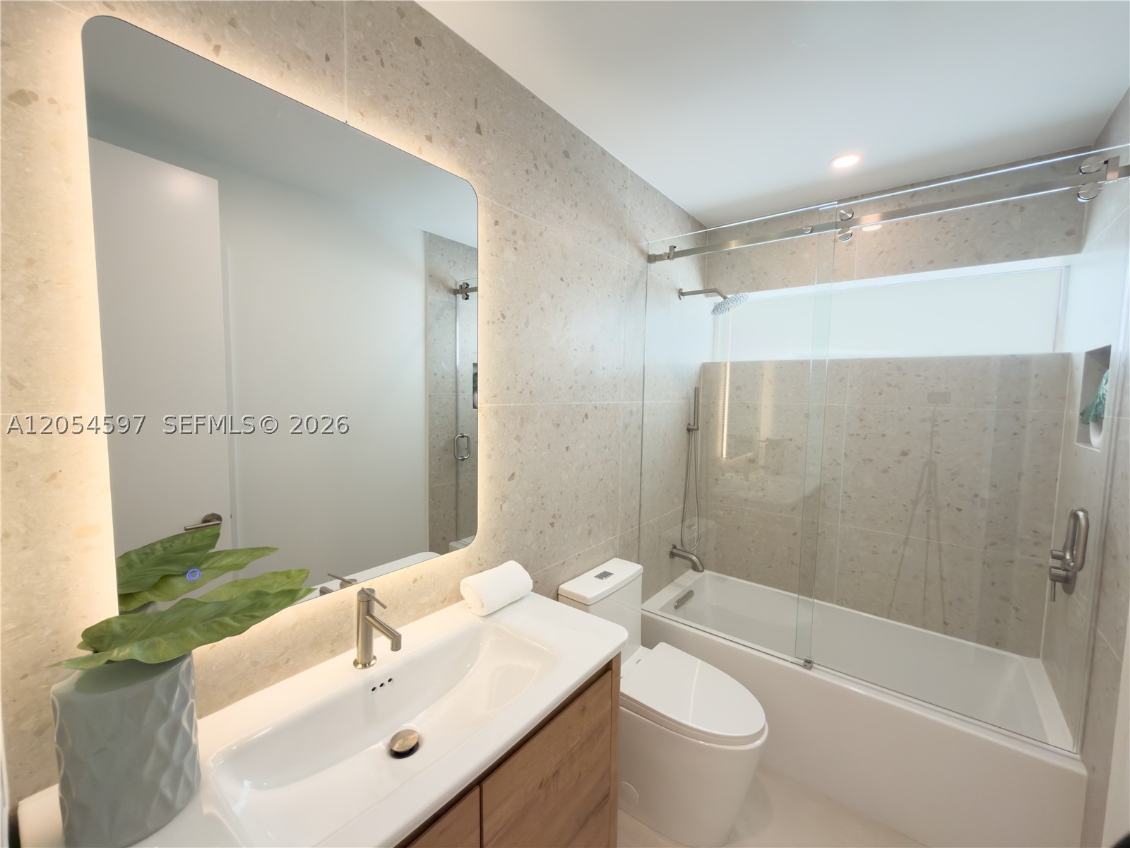 11450 SW 92nd Ct, Miami FL 33176
