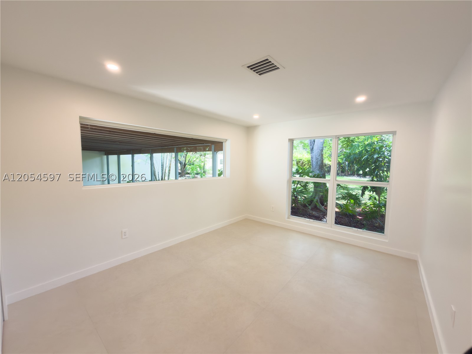 11450 SW 92nd Ct, Miami FL 33176