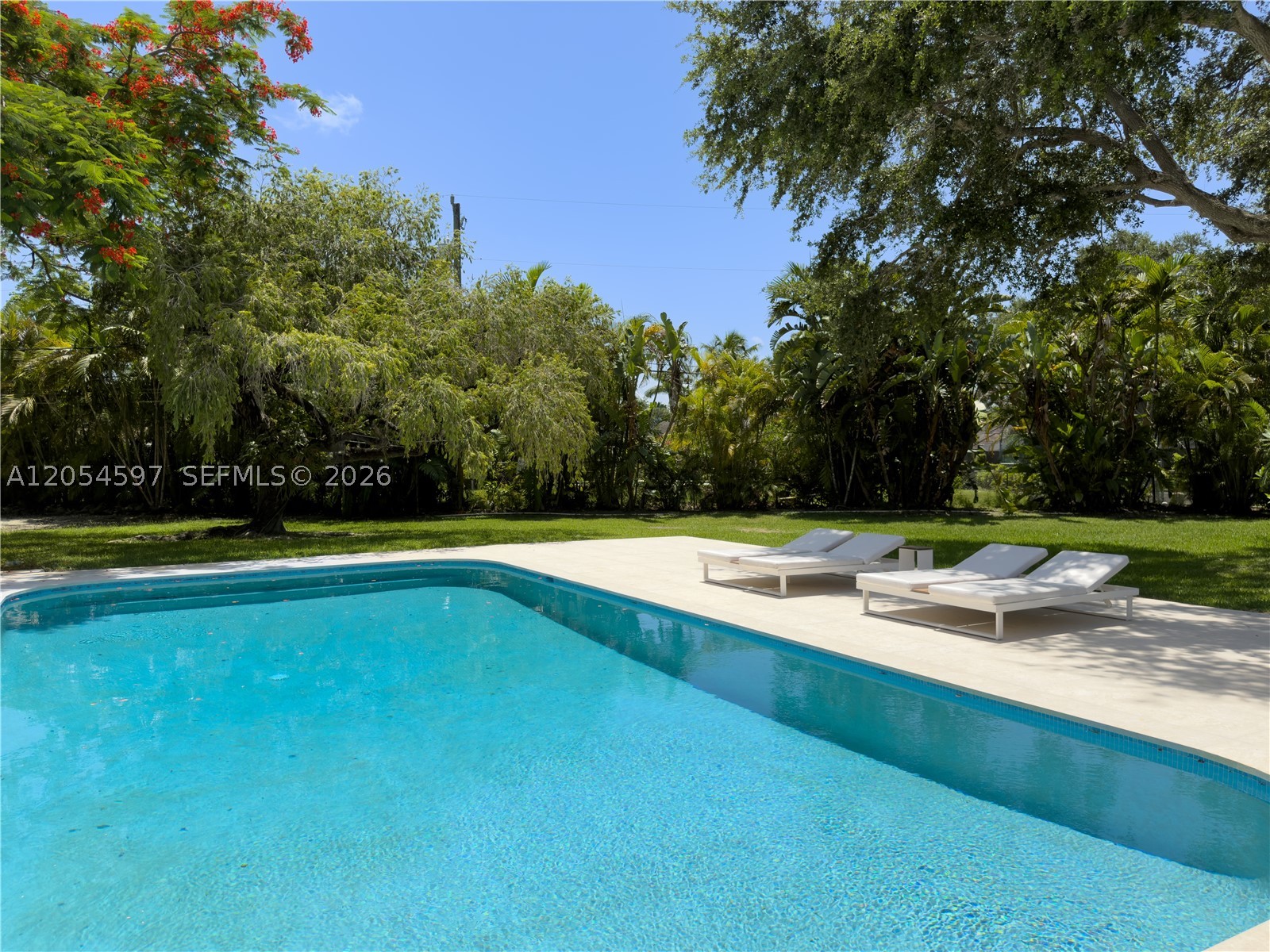 11450 SW 92nd Ct, Miami FL 33176