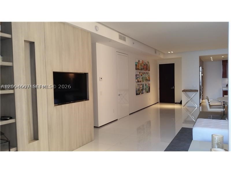 Bal Harbour FL 33154 - A12054607