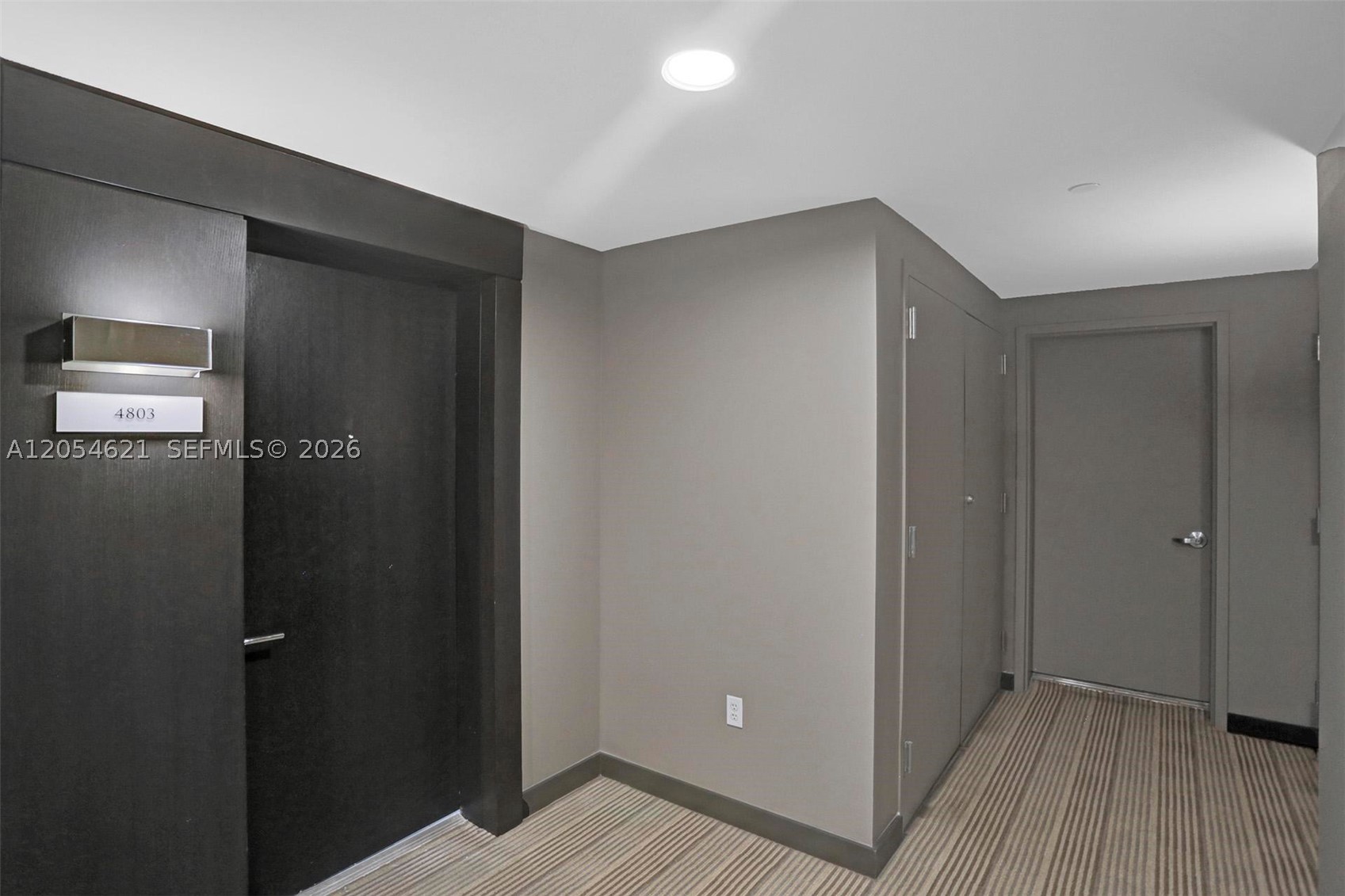 900 Biscayne Blvd #4803, Miami FL 33132