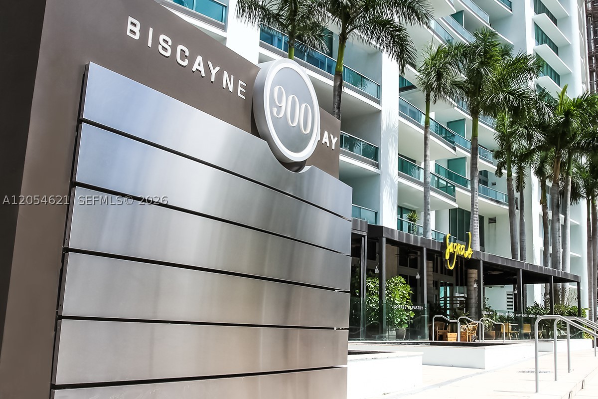 900 Biscayne Blvd #4803, Miami FL 33132