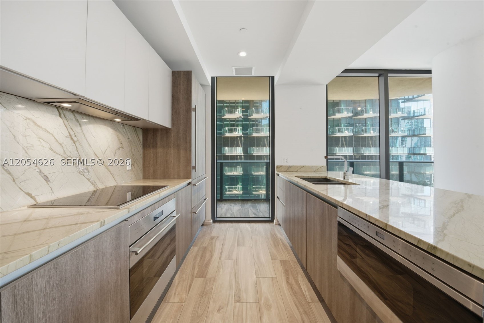 801 S Miami Ave #2505, Miami FL 33130