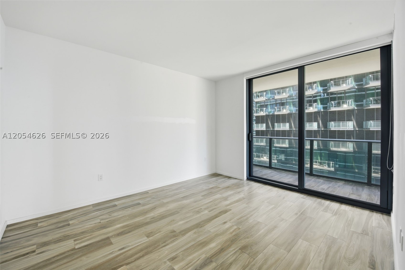 801 S Miami Ave #2505, Miami FL 33130