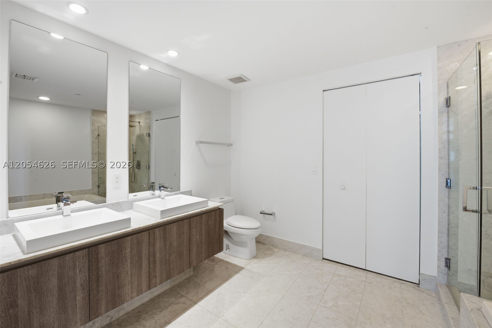 801 S Miami Ave #2505, Miami FL 33130
