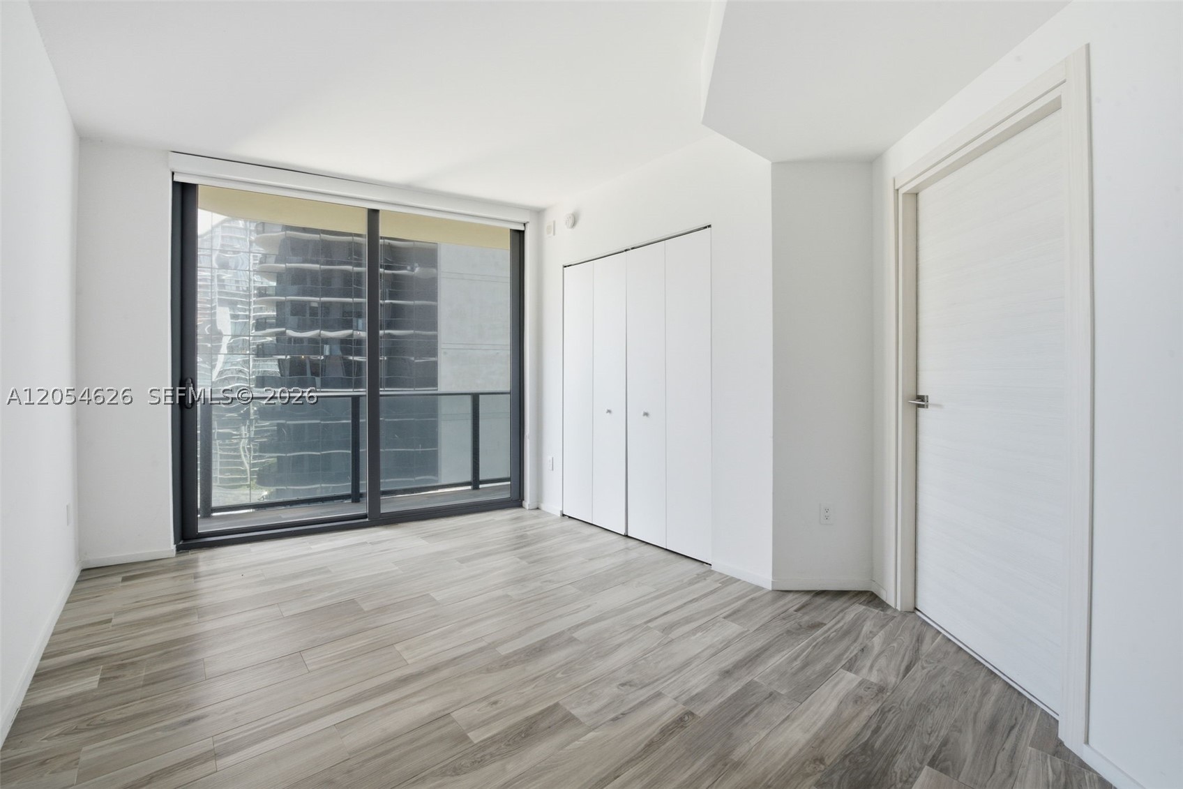 801 S Miami Ave #2505, Miami FL 33130