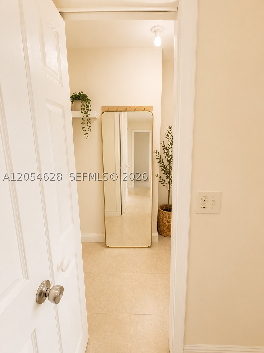 680 Miller Dr #W405, Miami Springs FL 33166