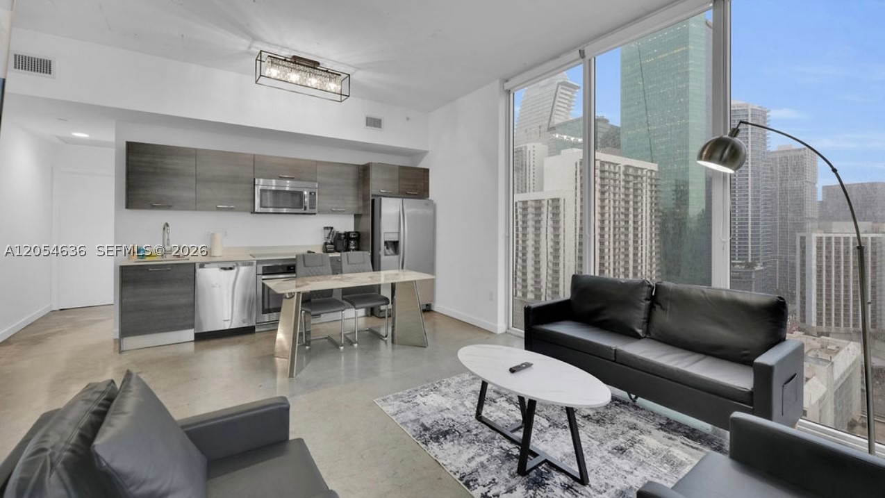 151 SE 1st St #2411, Miami FL 33131