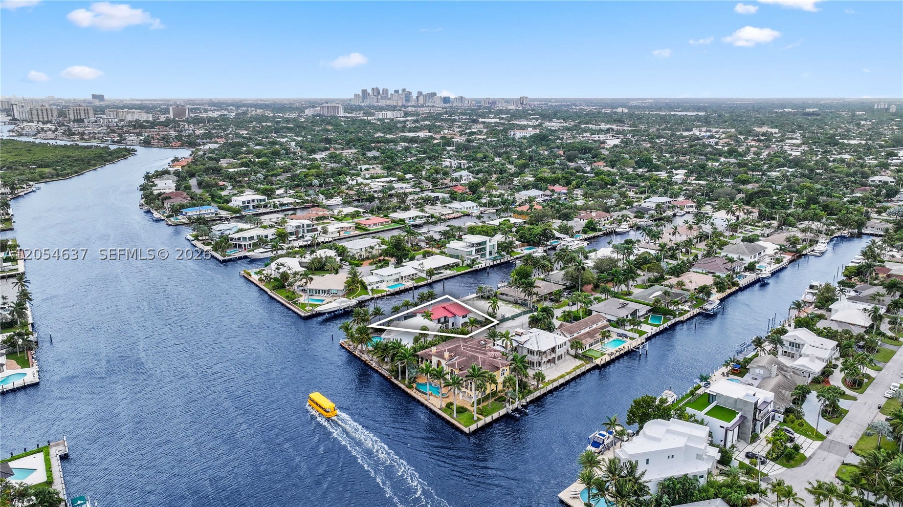 2886 NE 25th St, Fort Lauderdale FL 33305