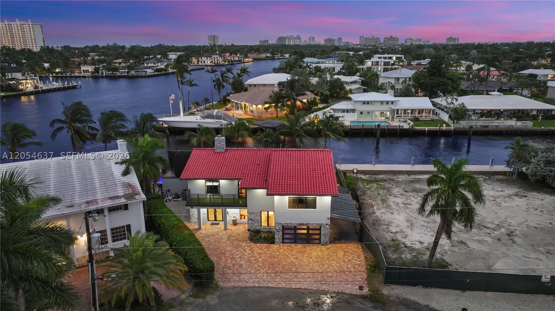 2886 NE 25th St, Fort Lauderdale FL 33305