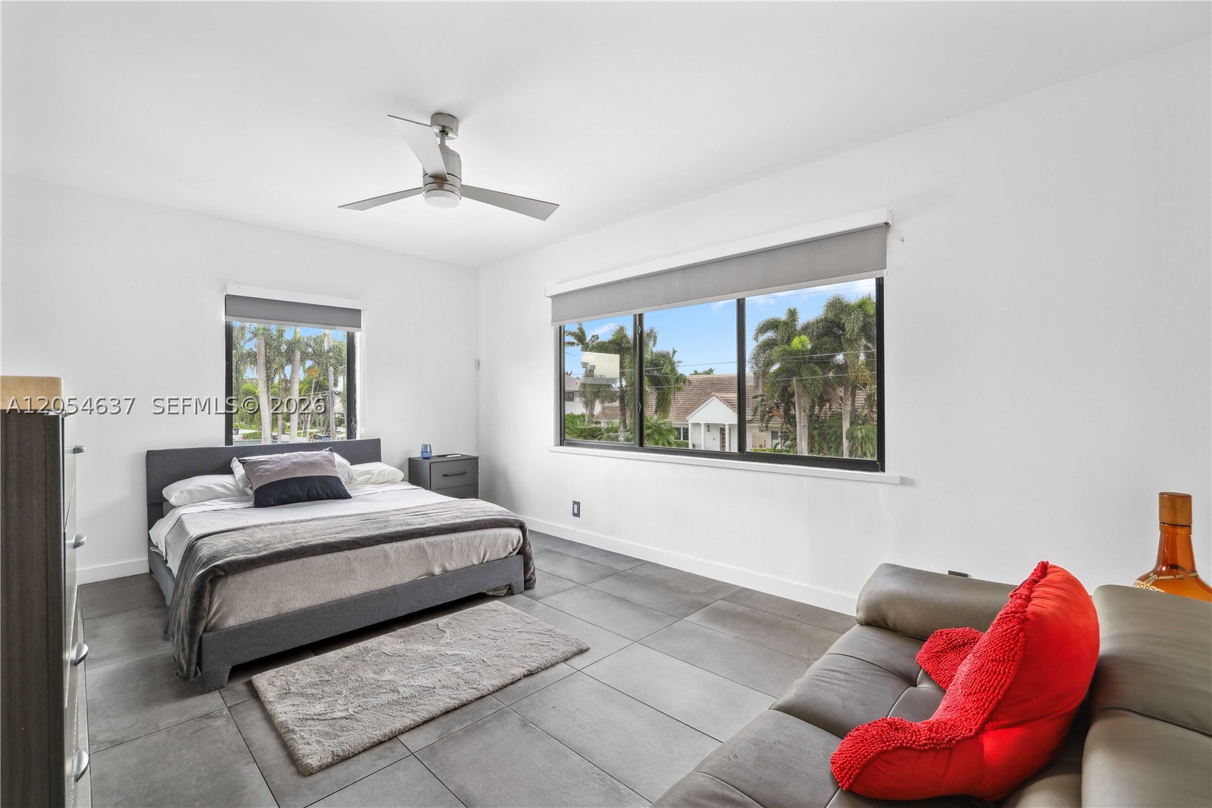 2886 NE 25th St, Fort Lauderdale FL 33305