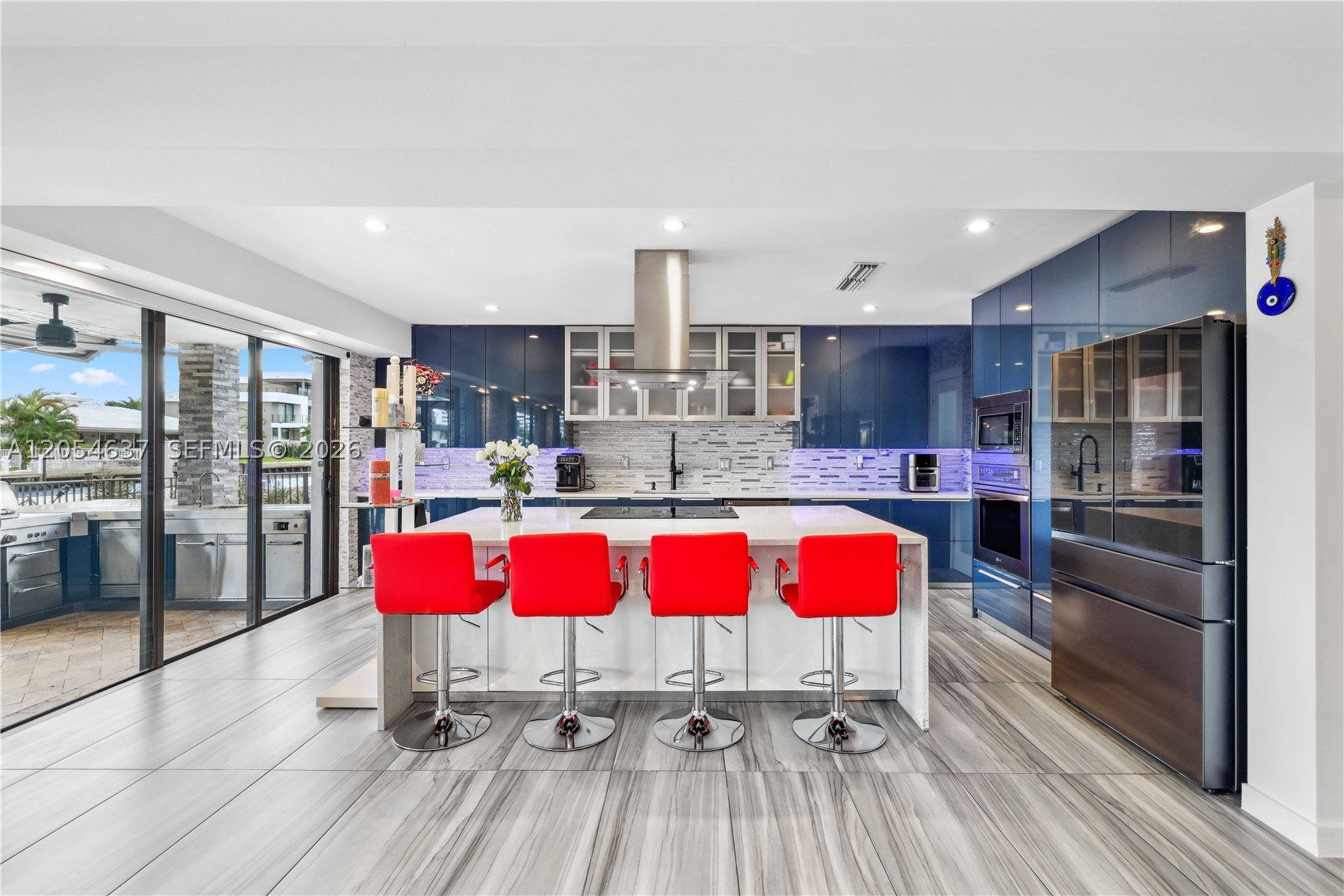 2886 NE 25th St, Fort Lauderdale FL 33305