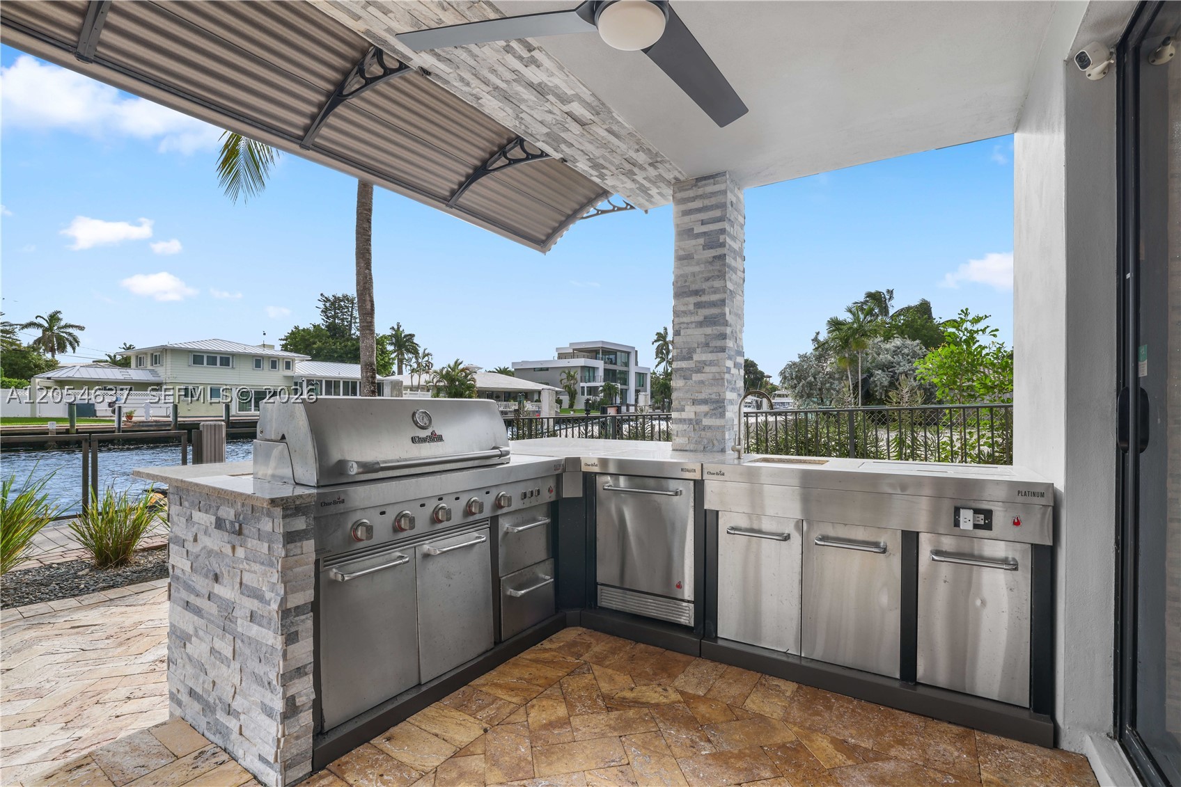 2886 NE 25th St, Fort Lauderdale FL 33305