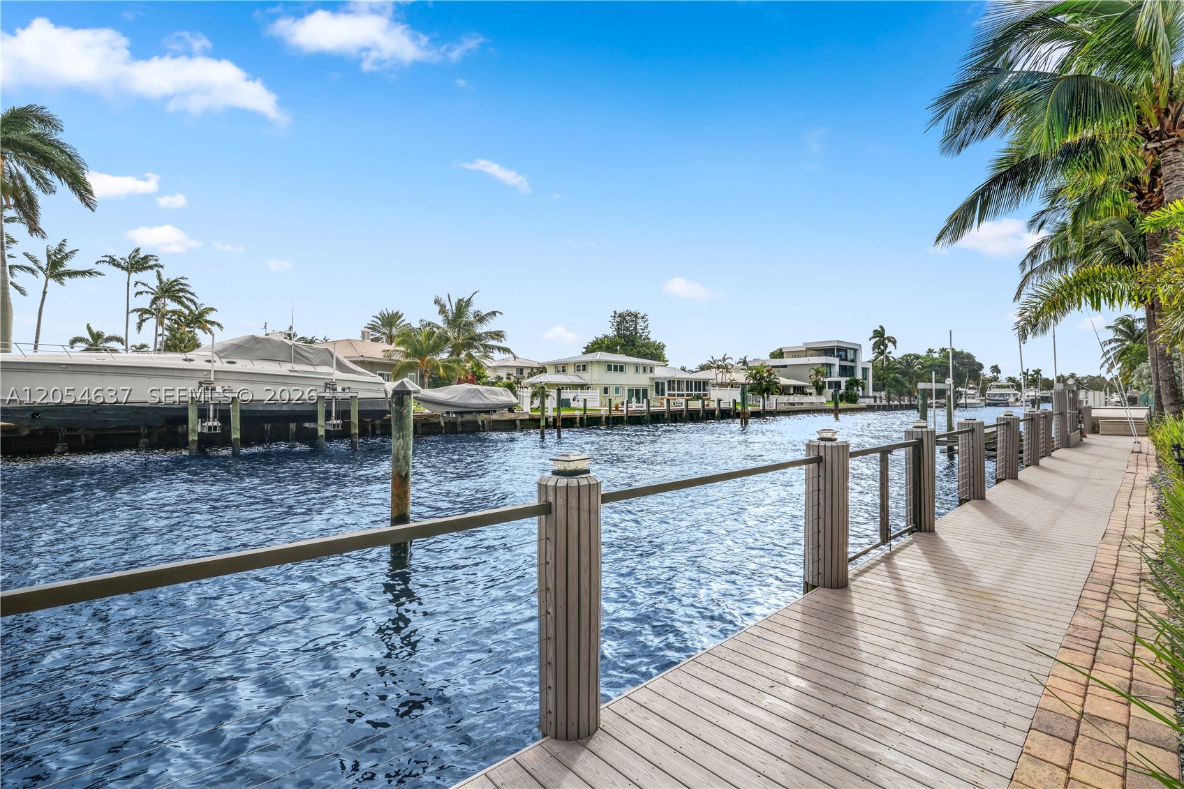 2886 NE 25th St, Fort Lauderdale FL 33305