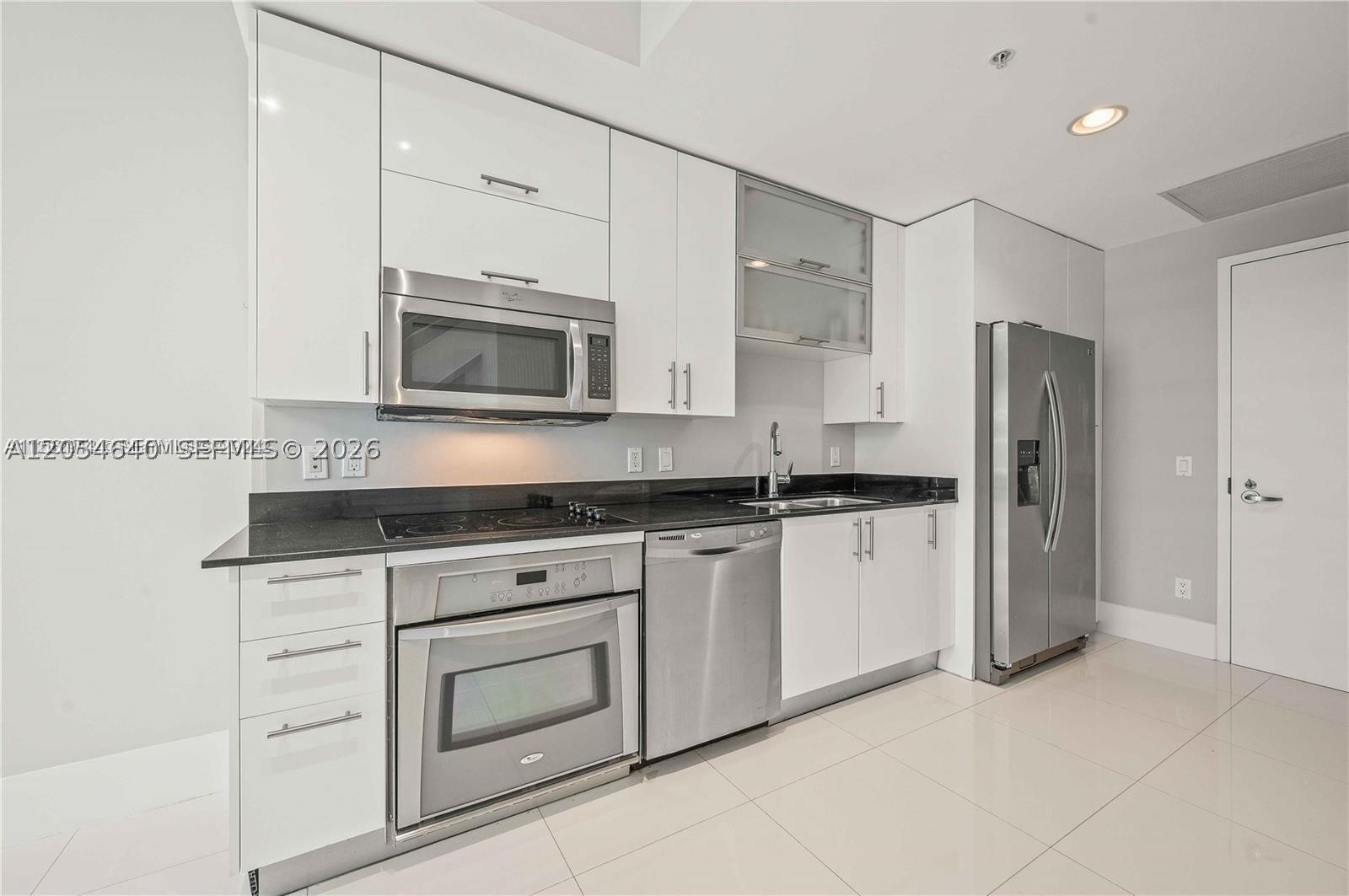 60 SW 13th St #3618, Miami FL 33130