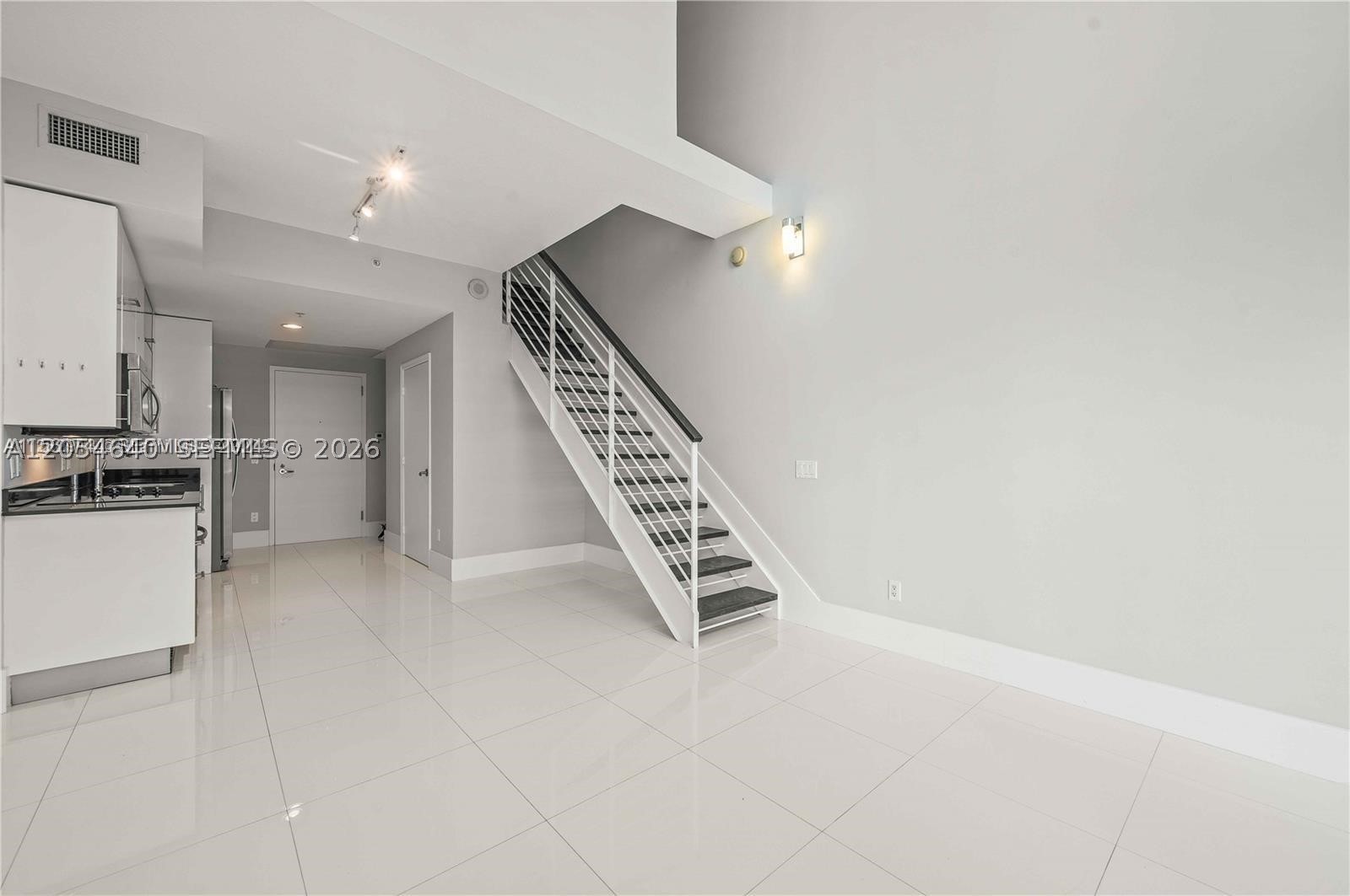 60 SW 13th St #3618, Miami FL 33130